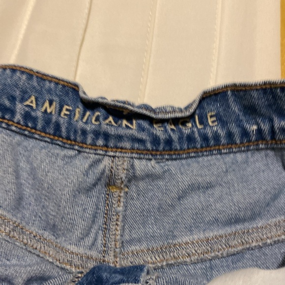 American eagle pleated denim mom short - Picture 2 of 5